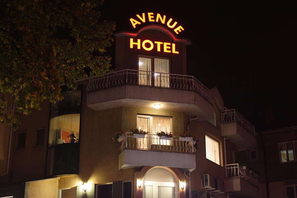 Avenue Otel Shumen Dış mekan fotoğraf